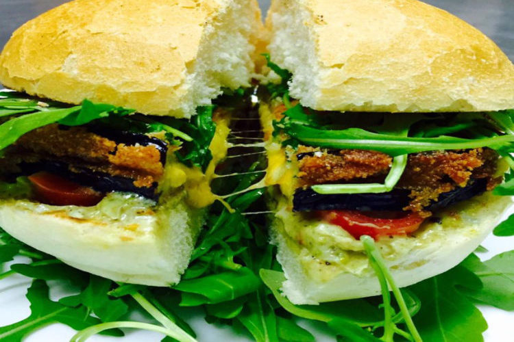 Visit Tempio Street Food – Comida do Mundo